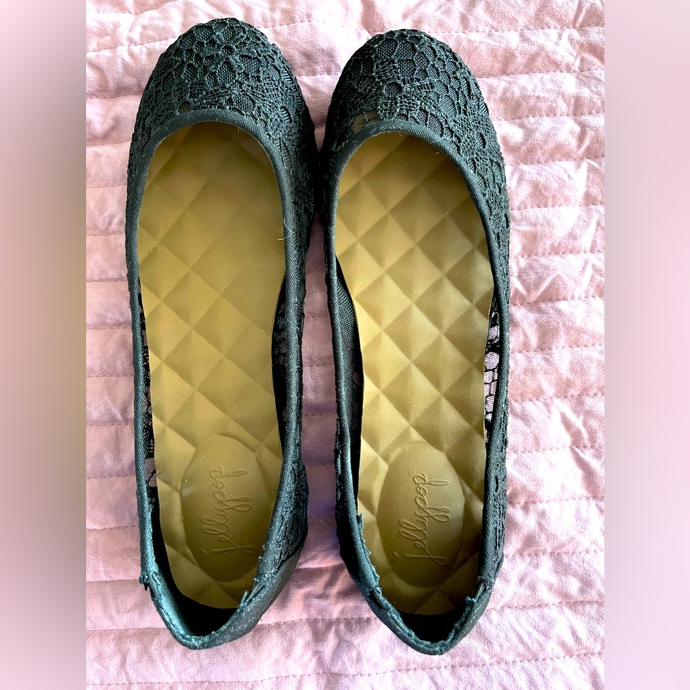 NWOT Black Lace Flats